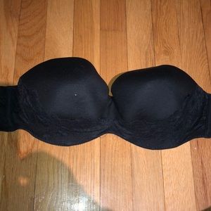 Black STRAPLESS Bra- 36dd